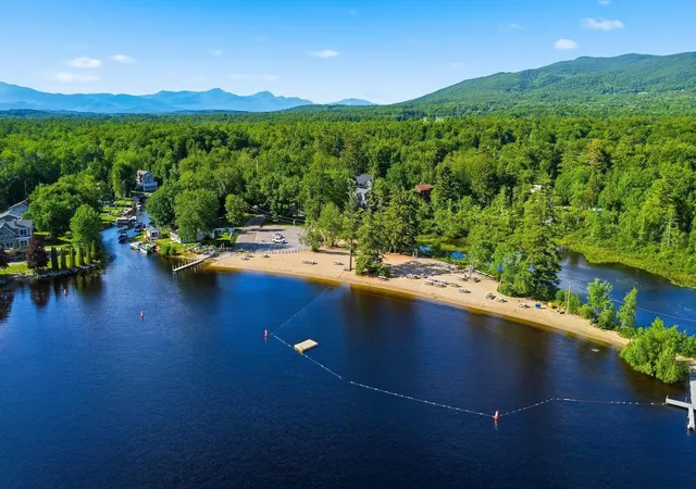 Photo 3 of Single family home for sale at 21 Shangri La Dr, Moultonborough, NH 03254 | MLS# 5102498 | Listing updated on 2026-08-19