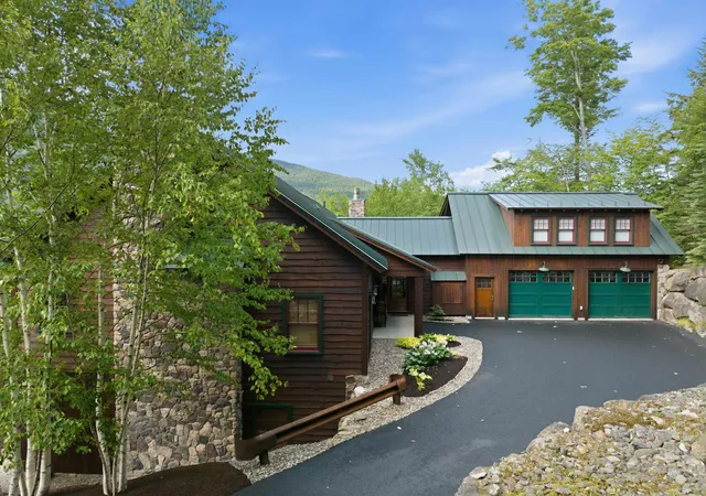 Photo 3 of Single family home for sale at 7 Hay Hill Rd, Lincoln, NH 03251 | MLS# 5102514 | Listing updated on 2026-07-30