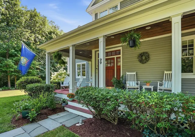 Photo 3 of Sale Pending at 99 Westview Dr, South Burlington, VT 05403 | MLS# 5102516 | Listing updated on 2026-08-03