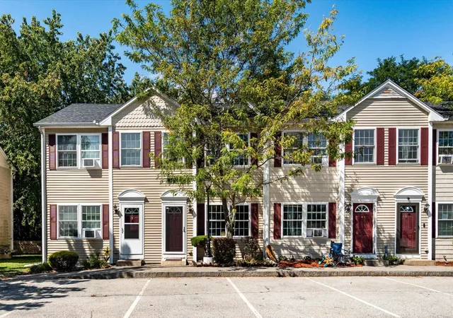 Townhouse for sale at 49 Harvell St #9, Manchester, NH 03102 | MLS# 5102518
