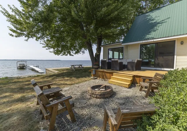 Photo 4 of Single family home for sale at 502 Duck Point Rd, Highgate, VT 05459 | MLS# 5102520 | Listing updated on 2026-08-25