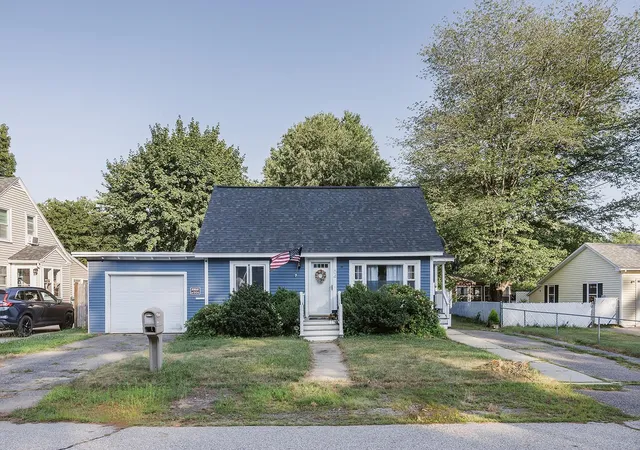 Photo 3 of Single family home for sale at 64 Richardson St, Rochester, NH 03867 | MLS# 5102526 | Listing updated on 2026-09-01