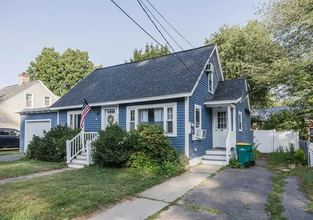 Photo 3 of Single family home for sale at 64 Richardson St, Rochester, NH 03867 | MLS# 5102526 | Listing updated on 2026-09-01