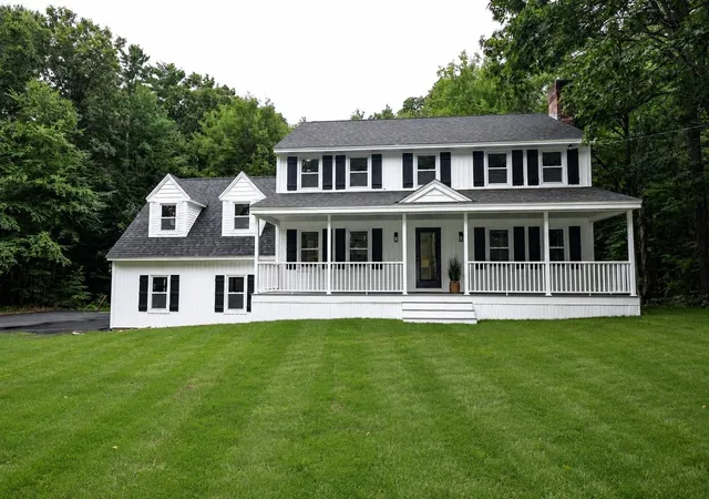 1st image of 157 Hooksett Rd, Auburn, NH 03032 | MLS# 5102528