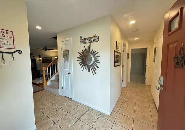 Photo 2 of Townhouse for sale at 93b Heritage Hill Circle Pl, Rutland, VT 05701 | MLS# 5102534 | Listing updated on 2026-09-09