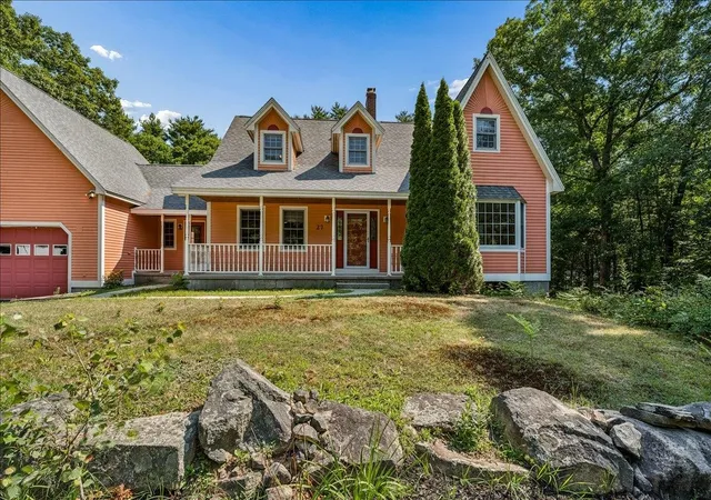 2nd image of 27 Rouleau Dr, Somersworth, NH 03878 | MLS# 5102537