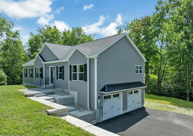 5th image of 556 Old Candia Rd, Candia, NH 03034 | MLS# 5102538