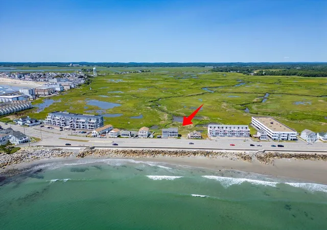 Photo 2 of Single family home for sale at 553 Ocean Blvd, Hampton, NH 03842 | MLS# 5102544 | Listing updated on 2026-09-12