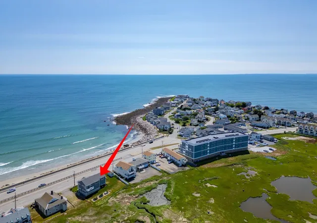 Photo 3 of Single family home for sale at 553 Ocean Blvd, Hampton, NH 03842 | MLS# 5102544 | Listing updated on 2026-09-12