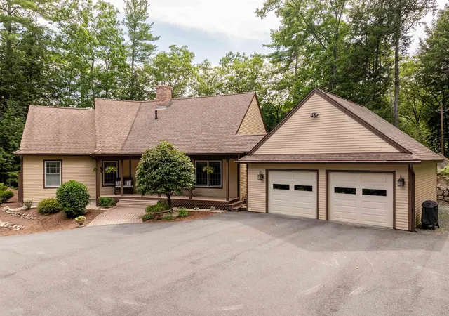 3rd image of 35 Clearwater Dr, Grantham, NH 03753 | MLS# 5102551