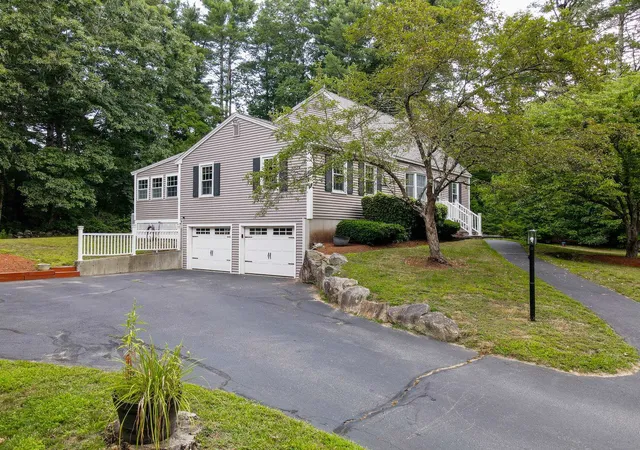 Photo 1 of Sale Pending at 16 Cindy Ave, Salem, NH 03079 | MLS# 5102555 | Listing updated on 2026-09-02
