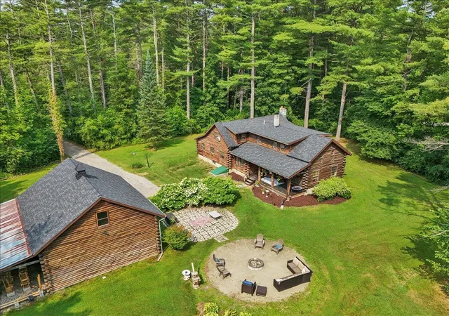 Photo 4 of Sale Pending at 5597 Greenbush Rd, Charlotte, VT 05445 | MLS# 5102557 | Listing updated on 2026-09-08