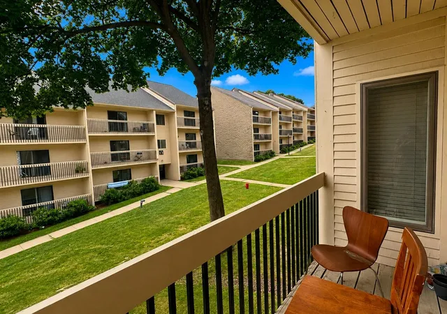 Photo 3 of Condo for sale at 47 South Williams St #211, Burlington, VT 05401 | MLS# 5102568 | Listing updated on 2026-08-26