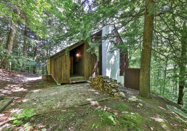 Photo 2 of Single family home for sale at 232 Soaring Hawk Rd, Plymouth, VT 05056 | MLS# 5102572 | Listing updated on 2026-08-04