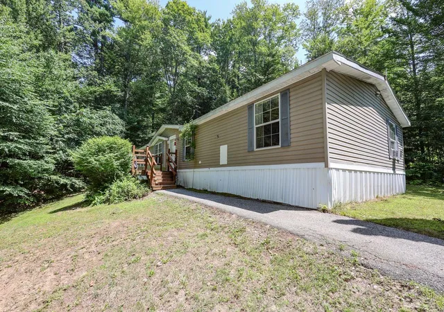 1st image of 189 Cote Hill Rd, Henniker, NH 03242 | MLS# 5102574