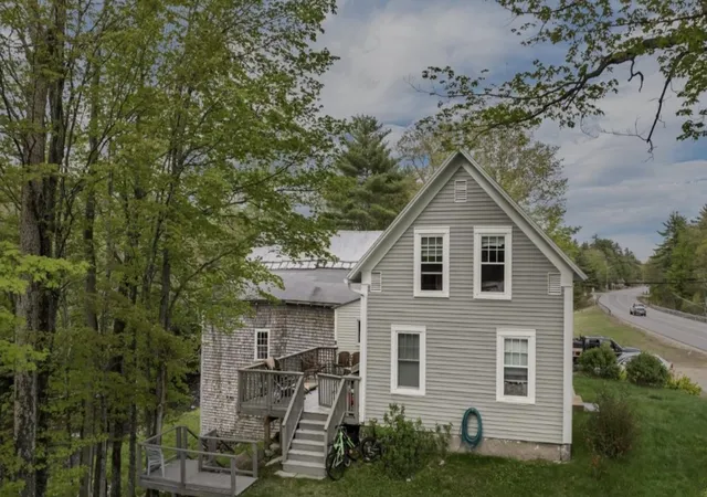 Photo 2 of Single family home for sale at 86 Bearcamp Hwy, South Tamworth, NH 03883 | MLS# 5102590 | Listing updated on 2026-09-17