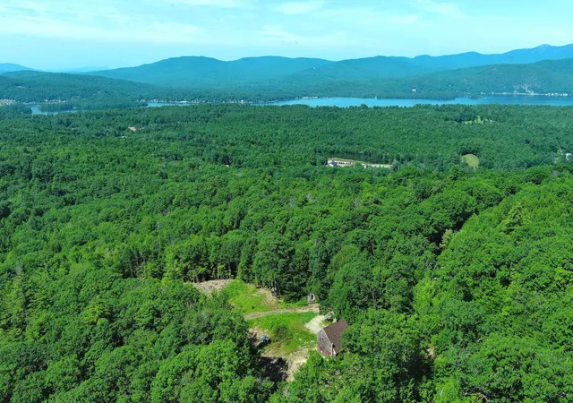 2nd image of 29 Mollie Rd, Bristol, NH 03222 | MLS# 5102604