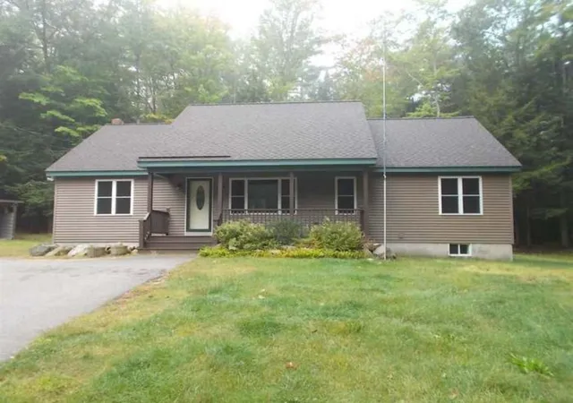 Photo 1 of Single family home for sale at 255 Summit View Dr, Tamworth, NH 03886 | MLS# 5102606 | Listing updated on 2026-10-05