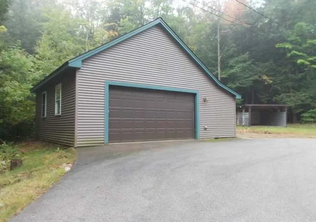 Photo 2 of Single family home for sale at 255 Summit View Dr, Tamworth, NH 03886 | MLS# 5102606 | Listing updated on 2026-10-05