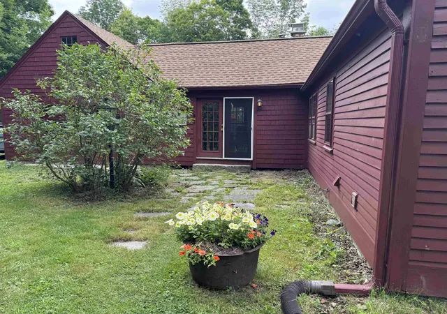 1st image of 1038 North Groton Rd, Rumney, NH 03266 | MLS# 5102610