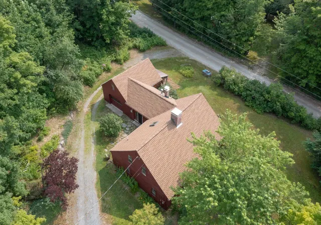 3rd image of 1038 North Groton Rd, Rumney, NH 03266 | MLS# 5102610
