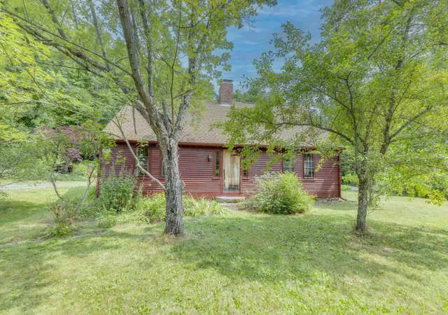 5th image of 1038 North Groton Rd, Rumney, NH 03266 | MLS# 5102610