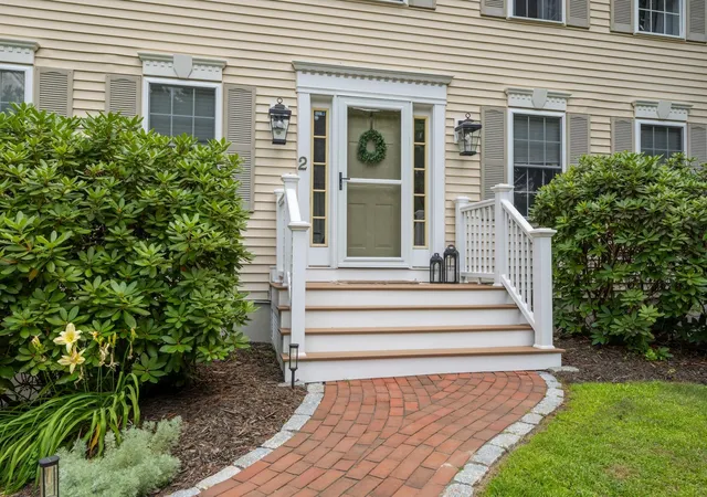 Photo 3 of Single family home for sale at 2 Chapman Wy, Exeter, NH 03833 | MLS# 5102616 | Listing updated on 2026-07-30