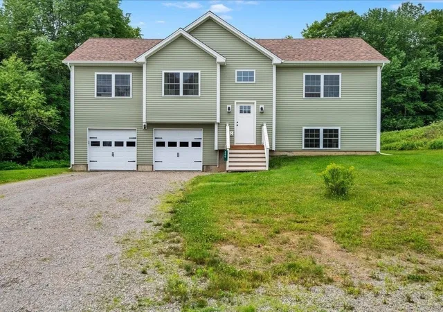 Photo 1 of Single family home for sale at 460 Outback Rd, Fairfax, VT 05454 | MLS# 5102618 | Listing updated on 2026-07-30