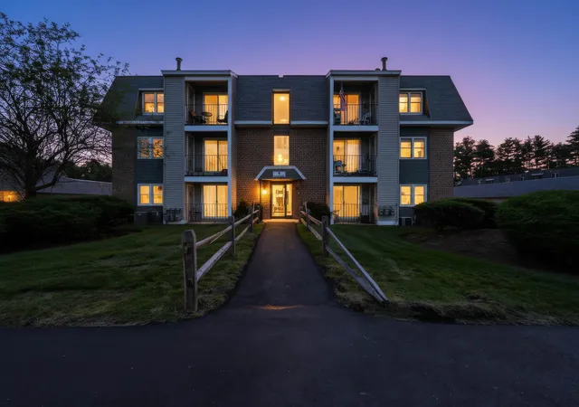 1st image of 3 Roedean Dr #104, Nashua, NH 03063 | MLS# 5102624