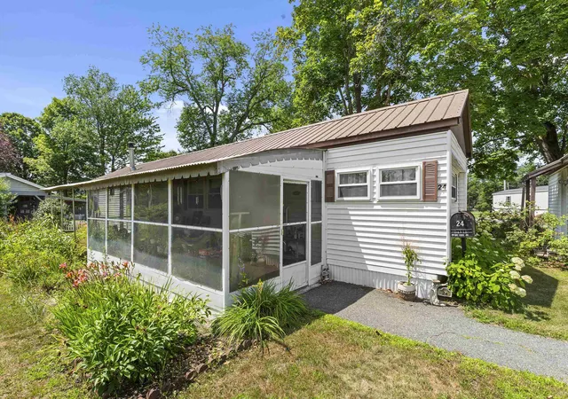 2nd image of 24 Peabody St, Lebanon, NH 03766 | MLS# 5102640