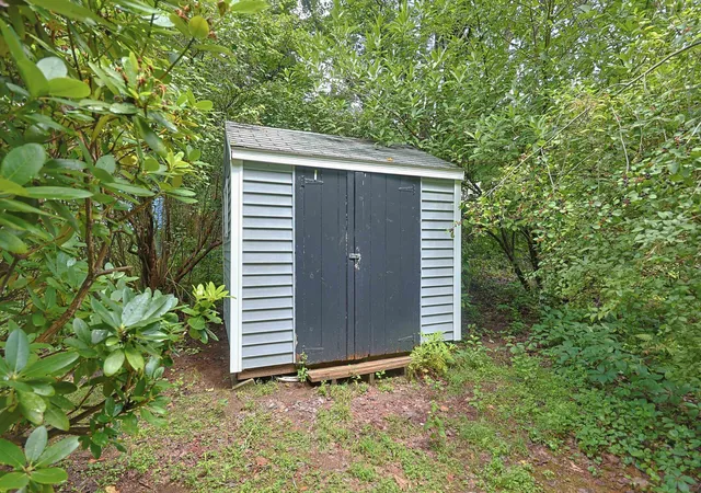 16th image of 4 Matthew Rd, Hooksett, NH 03106 | MLS# 5102651
