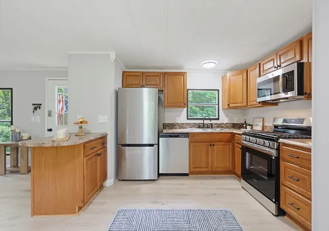 3rd image of 4 Matthew Rd, Hooksett, NH 03106 | MLS# 5102651
