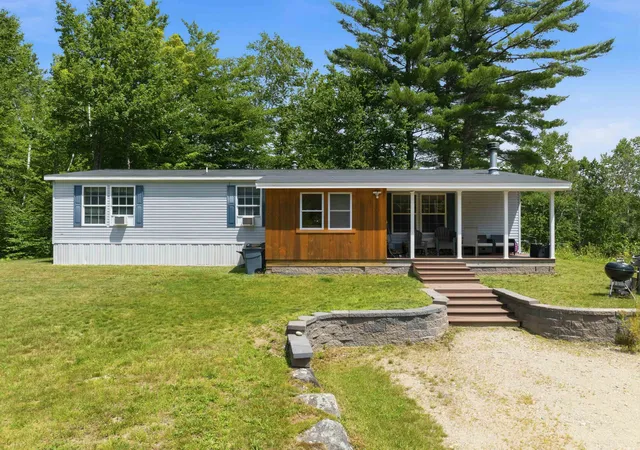 2nd image of 68 Russell Farm Rd, North Woodstock, NH 03262 | MLS# 5102664