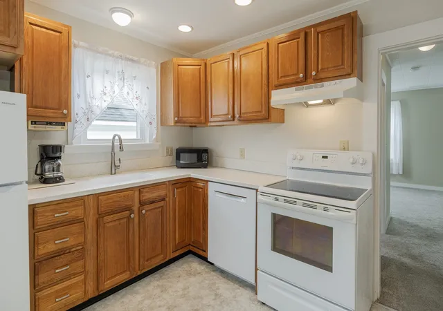2nd image of 211 Park Ave, Keene, NH 03431 | MLS# 5102669