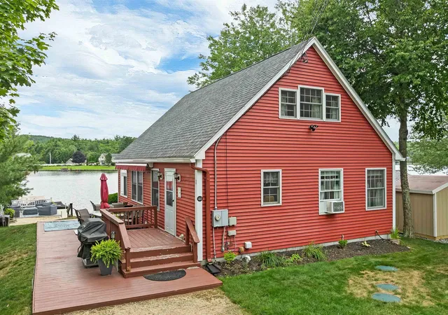 3rd image of 44 Lake Rd, Epsom, NH 03234 | MLS# 5102672