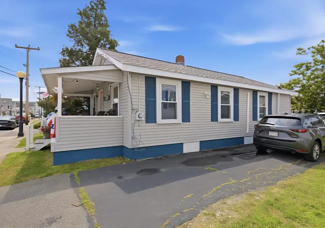 Photo 3 of Sale Pending at 51 Highland Ave, Hampton, NH 03842 | MLS# 5102679 | Listing updated on 2026-08-03