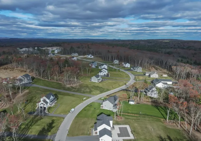 Photo 2 of Single family home for sale at 51 Daniel Rd, Derry, NH 03038 | MLS# 5102680 | Listing updated on 2026-08-17