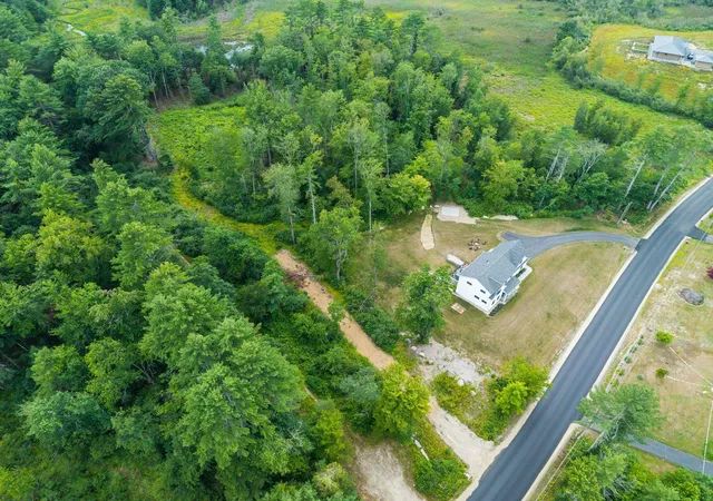 2nd image of 19 Scruton Pond Rd, Barrington, NH 03825 | MLS# 5102682