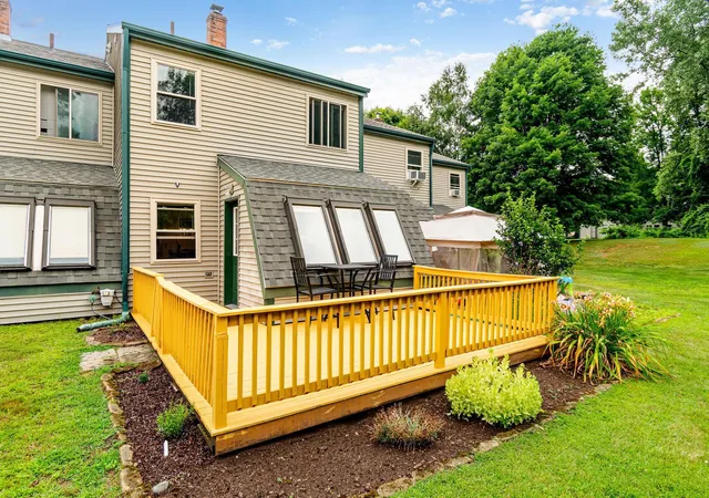 Photo 1 of Townhouse for sale at 17 Hideaway Ln, Williston, VT 05495 | MLS# 5102686 | Listing updated on 2026-08-31