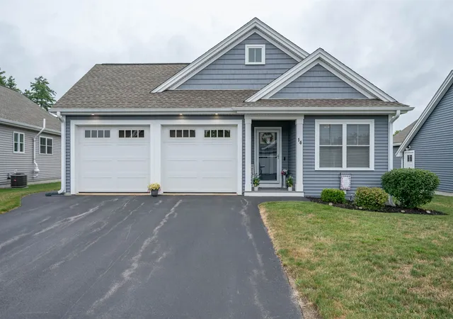 Photo 1 of Sale Pending at 14 Pasture Ln #32, Nashua, NH 03062 | MLS# 5102693 | Listing updated on 2026-09-08