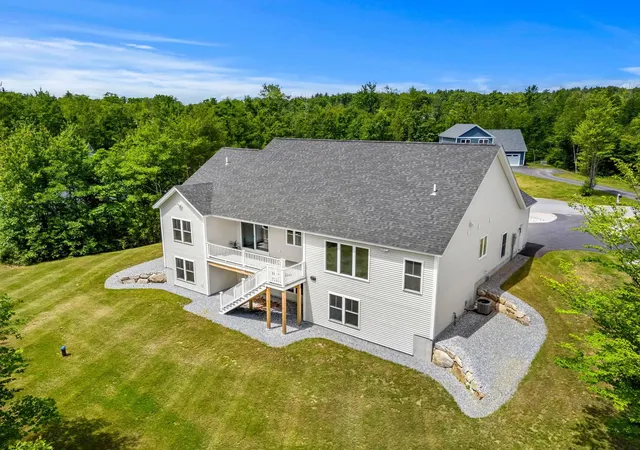5th image of 441 Blane Cir #12, Pembroke, NH 03275 | MLS# 5102696