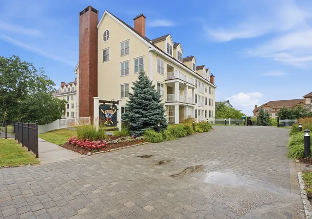 Photo 1 of Condo for sale at 761 Stratton Mountain Access Rd #333, Stratton Mtn, VT 05155 | MLS# 5102703 | Listing updated on 2026-07-31