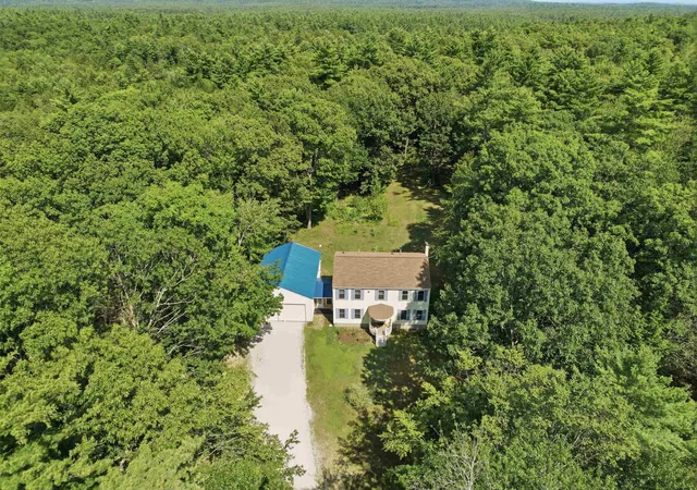 Photo 1 of Single family home for sale at 81 Stevens Hill Rd, Nottingham, NH 03290 | MLS# 5102705 | Listing updated on 2026-08-22