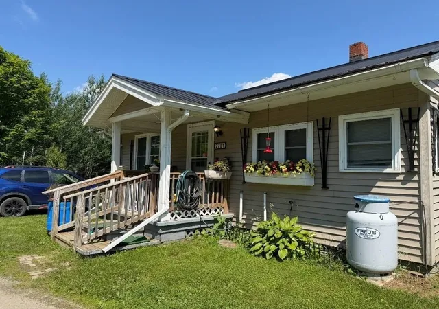 Photo 3 of Single family home for sale at 2701 Salem Derby Rd, Derby, VT 05829 | MLS# 5102714 | Listing updated on 2026-09-02
