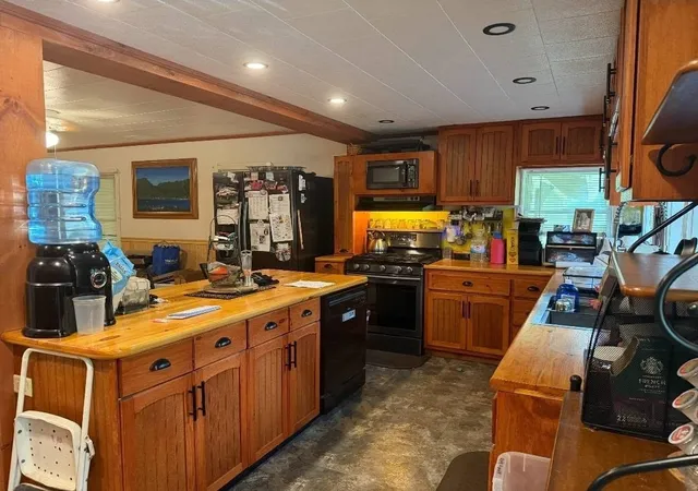 Photo 4 of Single family home for sale at 2701 Salem Derby Rd, Derby, VT 05829 | MLS# 5102714 | Listing updated on 2026-09-02