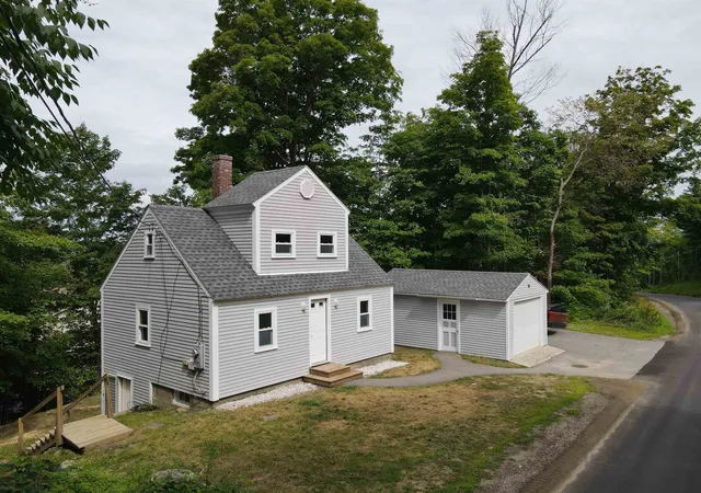 2nd image of 33 Upper Ladd Hill Rd, Meredith, NH 03253 | MLS# 5102740