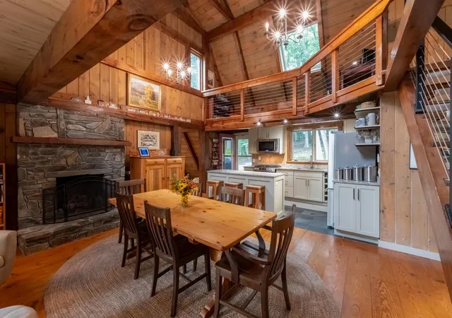 Photo 3 of Single family home for sale at 1517 Willard Rd, Hartford, VT 05059 | MLS# 5102753 | Listing updated on 2026-09-07