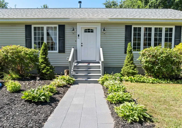 Photo 3 of Single family home for sale at 81 Lynnewood Rd, Laconia, NH 03246 | MLS# 5102791 | Listing updated on 2026-09-03