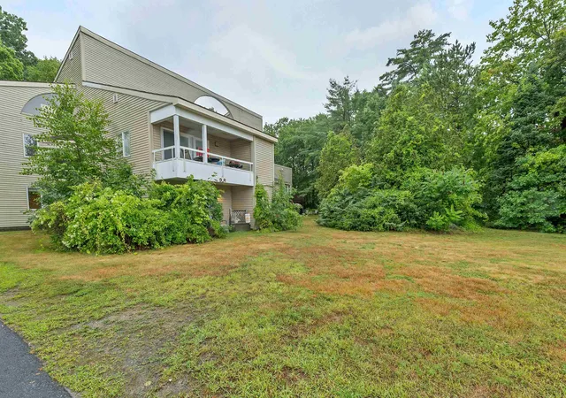 Photo 3 of Condo for sale at 918 North Main St #1, Laconia, NH 03246 | MLS# 5102817 | Listing updated on 2026-10-07