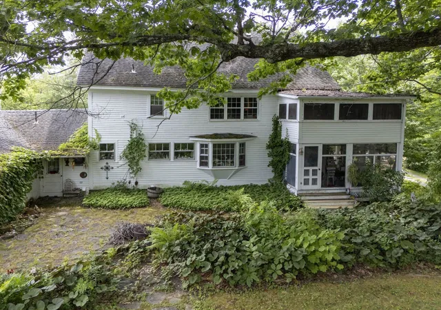 Photo 4 of Single family home for sale at 48 Waukewan Rd, New Hampton, NH 03256 | MLS# 5102826 | Listing updated on 2026-09-30